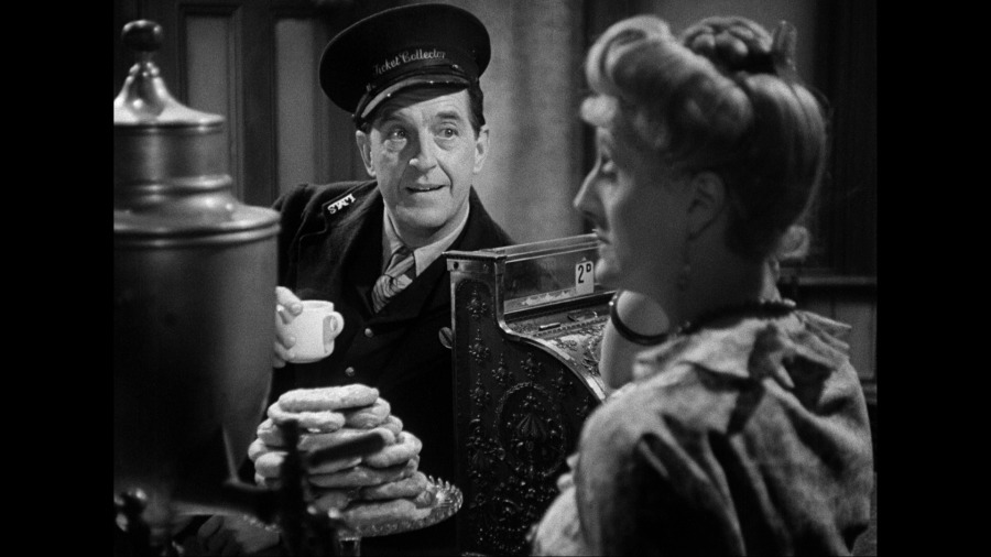 Screen capture from Brief Encounter