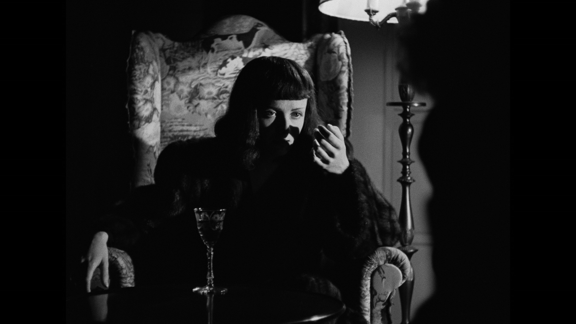Screen capture from I Walked with a Zombie / The Seventh Victim: Produced by Val Lewton