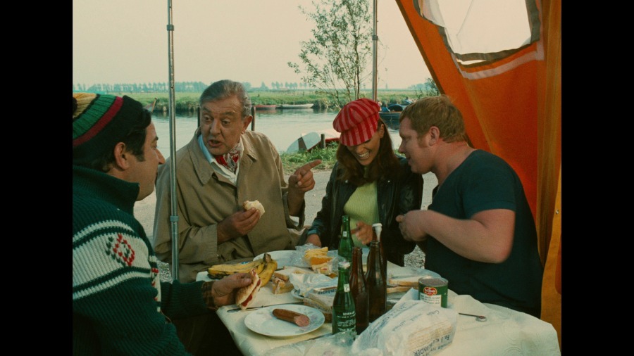 Screen capture from The Complete Jacques Tati