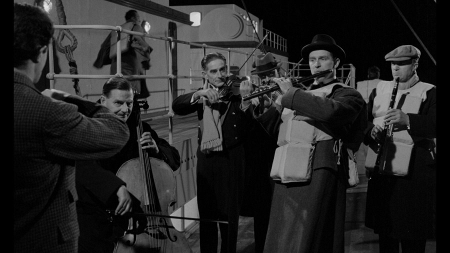 Screen capture from A Night to Remember