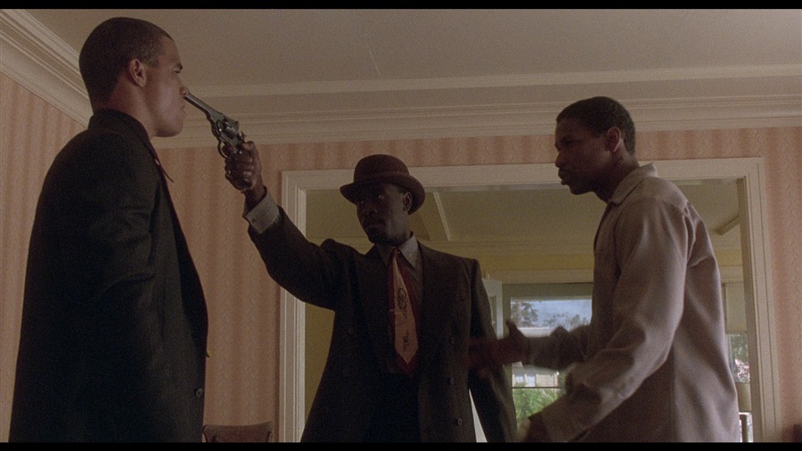 Devil in a Blue Dress Blu-ray Review :: Criterion Forum