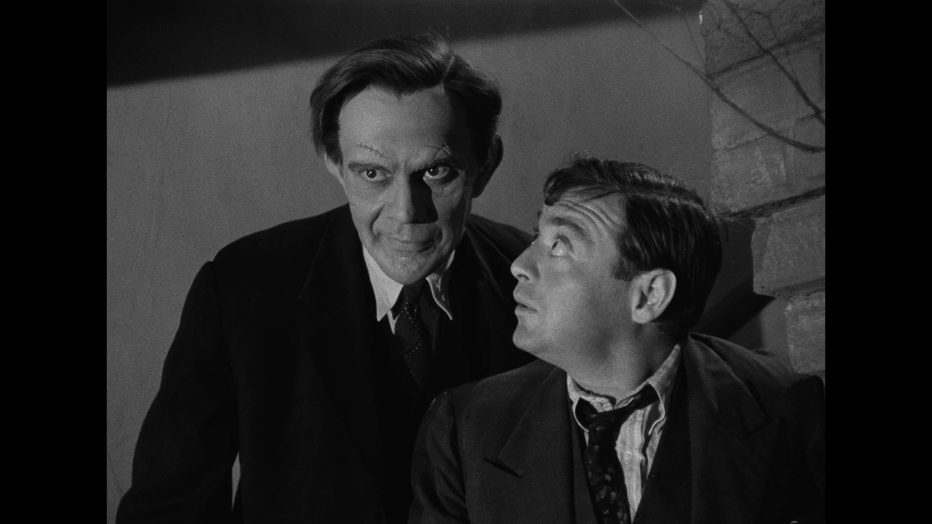 Screen capture from Arsenic and Old Lace