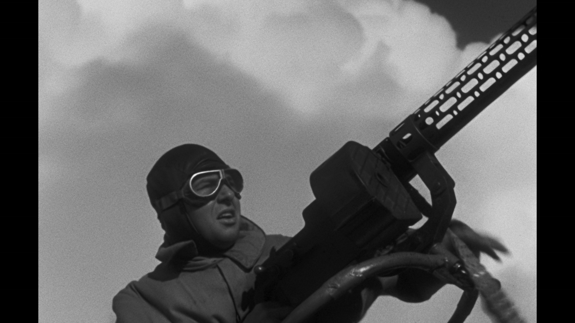 Screen capture from Hell's Angels