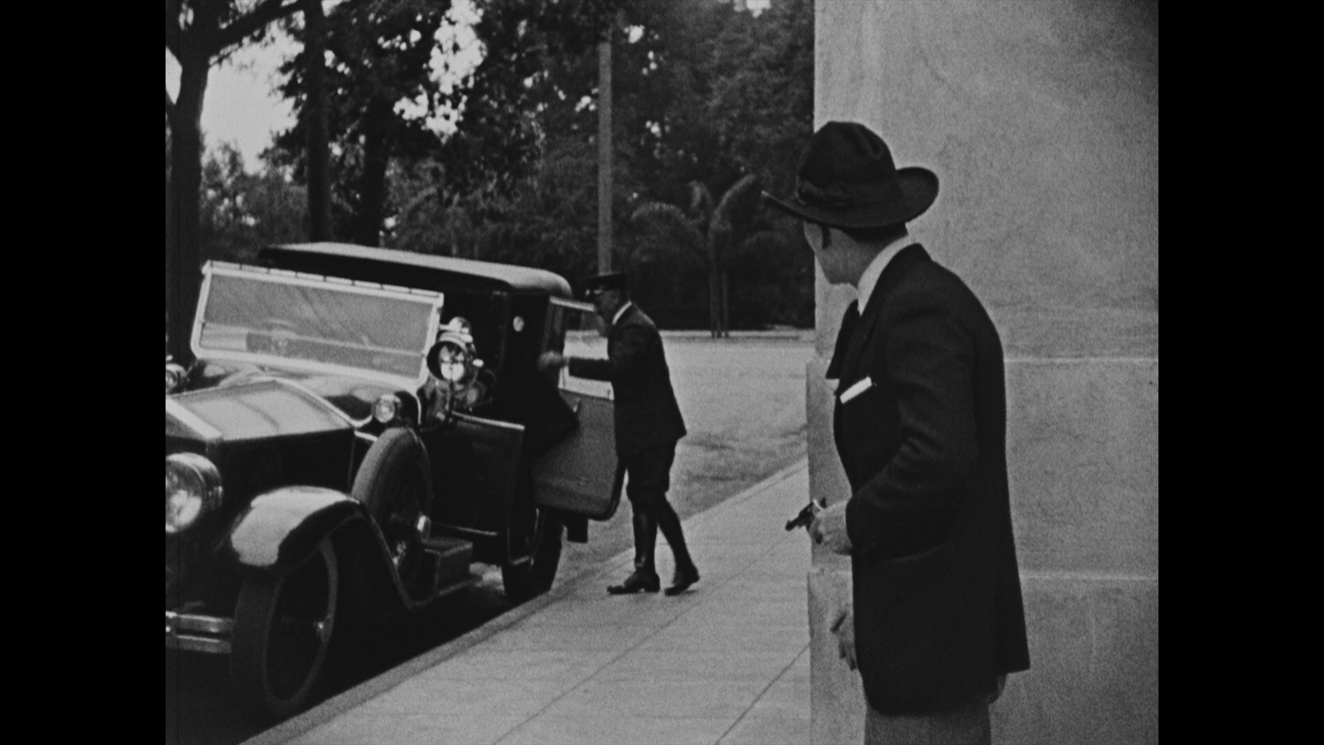 Screen capture from A Woman of Paris