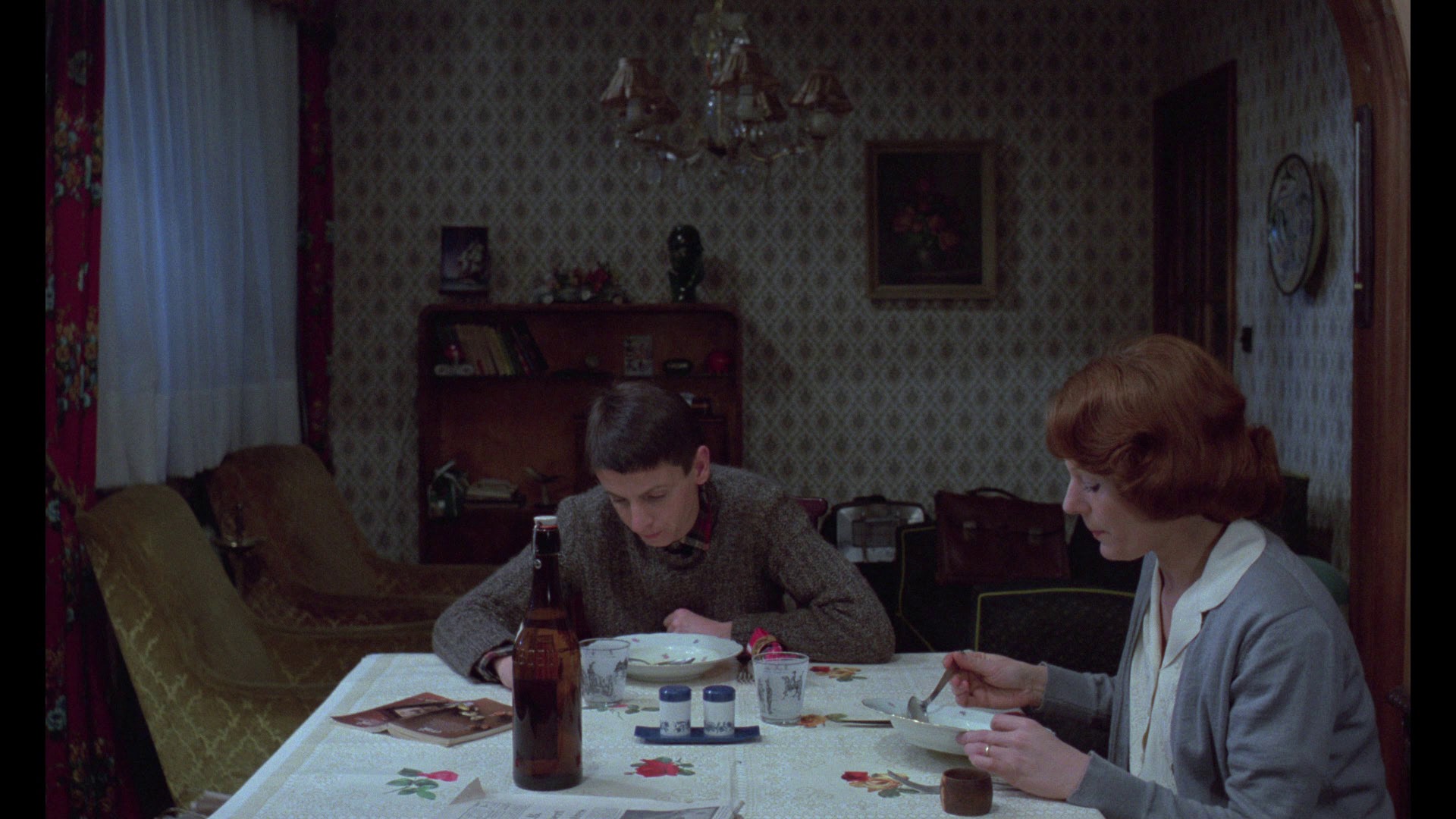 Screen capture from Jeanne Dielman, 23, quai du Commerce, 1080 Bruxelles