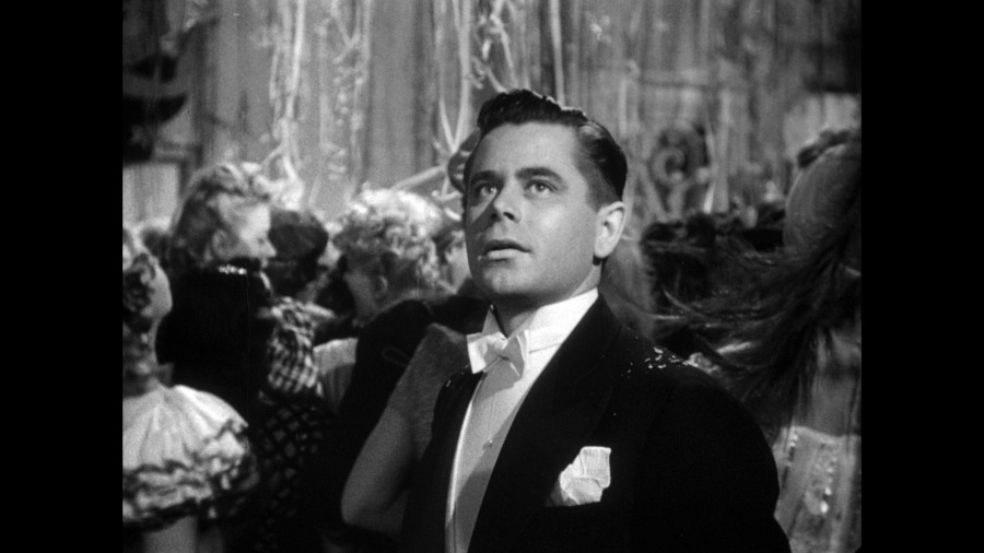 Screen capture from Gilda
