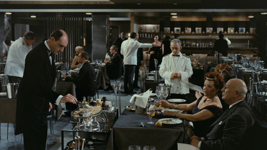 Screen capture from PlayTime
