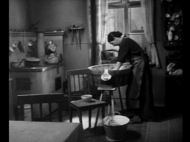 Screen capture from M