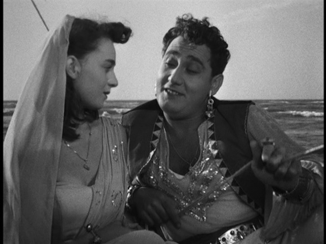 Screen capture from The White Sheik