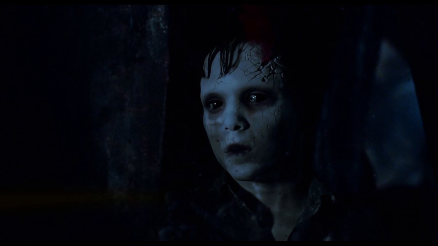 Screen capture from Trilogía de Guillermo del Toro