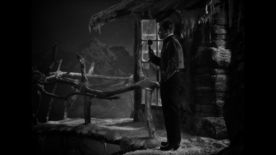Screen capture from Only Angels Have Wings