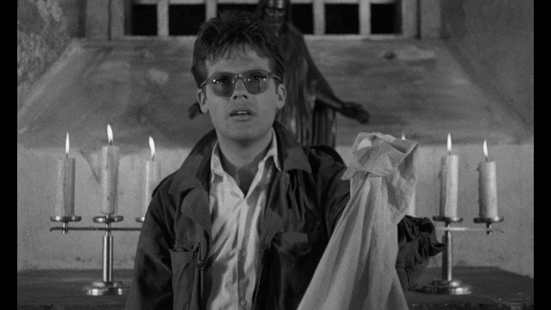 Screen capture from Ashes and Diamonds