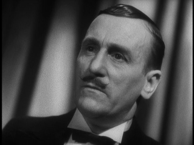 Screen capture from The 39 Steps