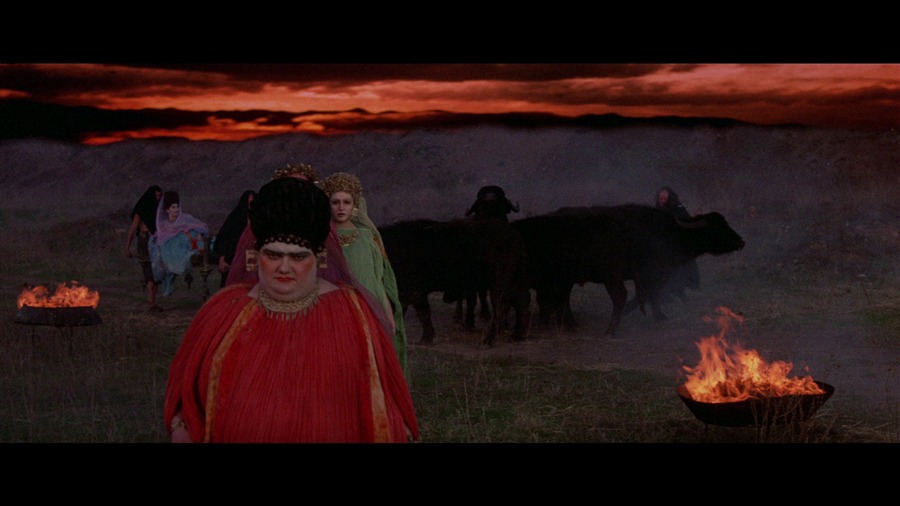 Screen capture from Essential Fellini