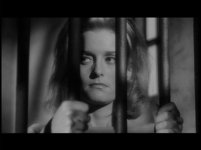 Screen capture from The Naked Kiss