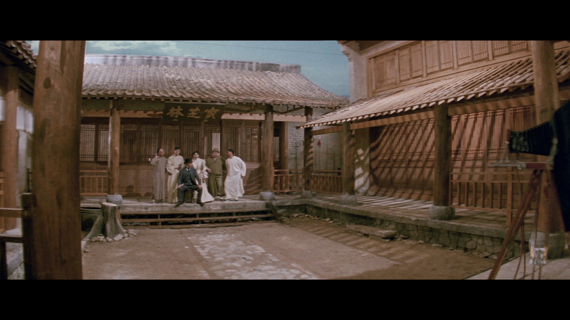 Screen capture from Once Upon a Time in China: The Complete Films