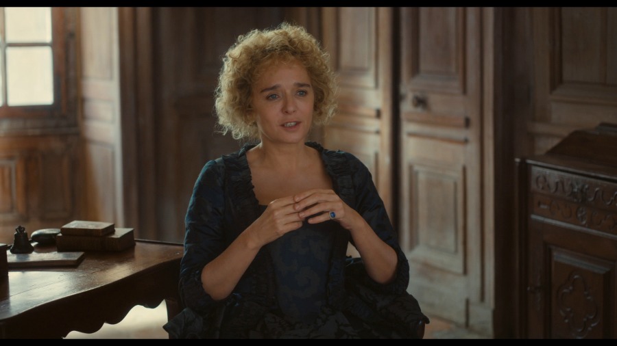 Screen capture from Portrait of a Lady on Fire