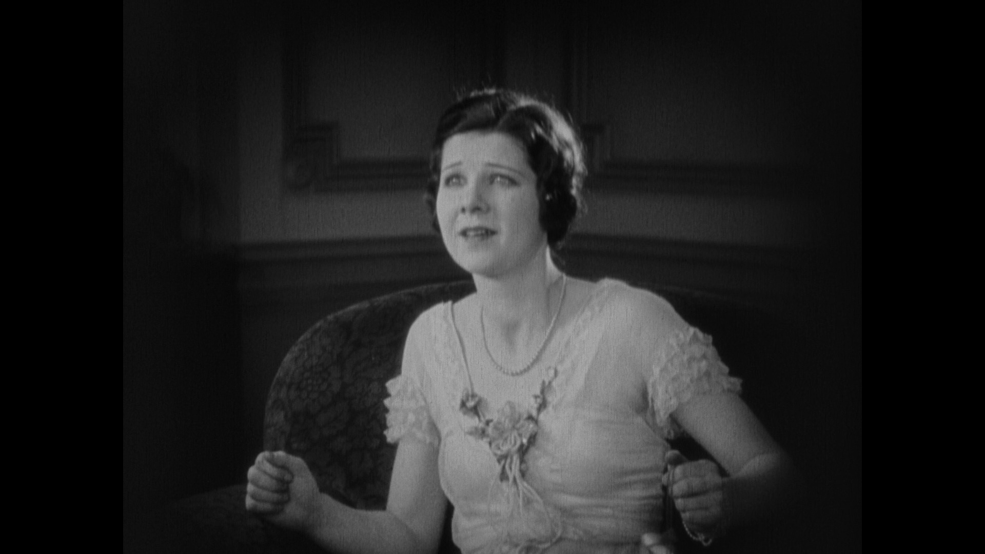 Screen capture from Freaks / The Unknown / The Mystic: Tod Browning’s Sideshow Shockers