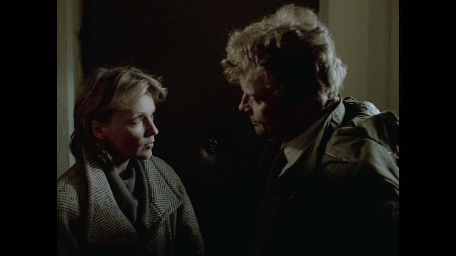 Screen capture from Dekalog