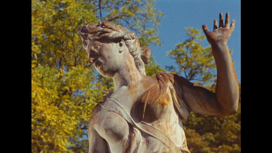 Screen capture from The Complete Films of Agnès Varda