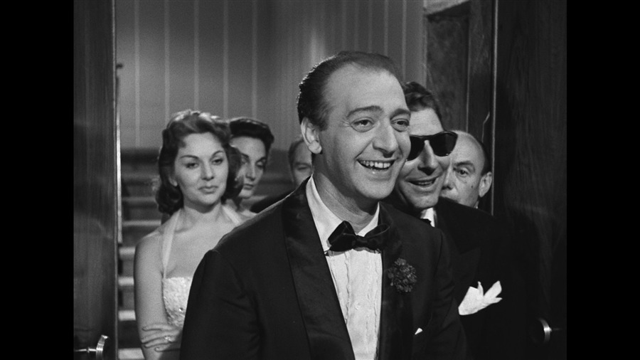Screen capture from Essential Fellini