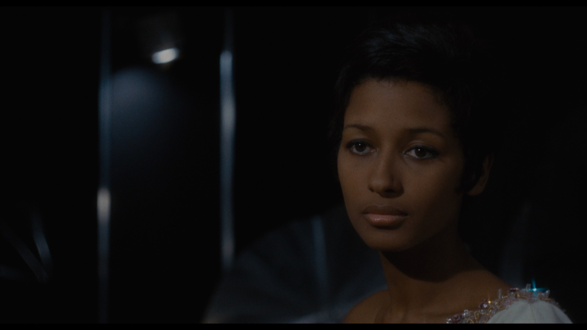 Screen capture from Le samouraï