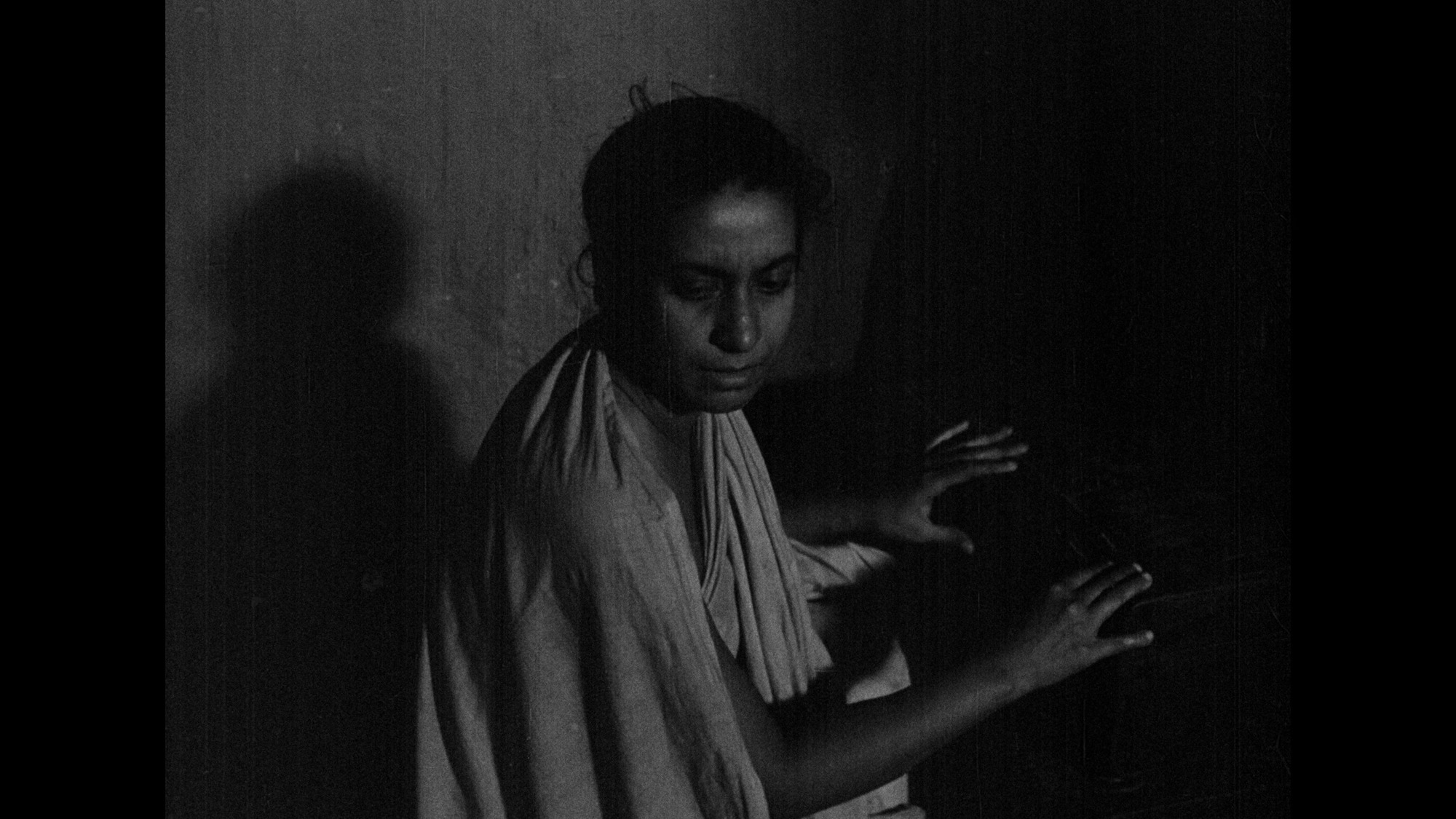 Screen capture from Aparajito