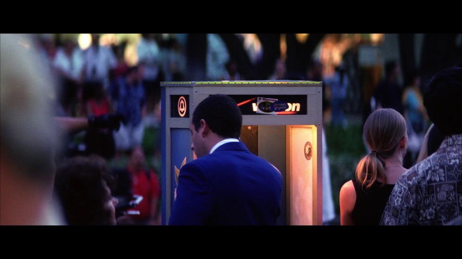 Screen capture from Punch-Drunk Love