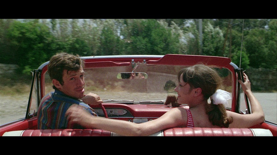 Screen capture from Pierrot le fou