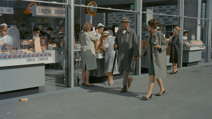 Screen capture from PlayTime