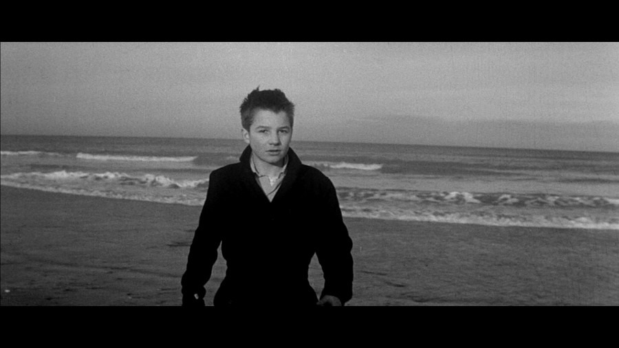 Screen capture from The 400 Blows