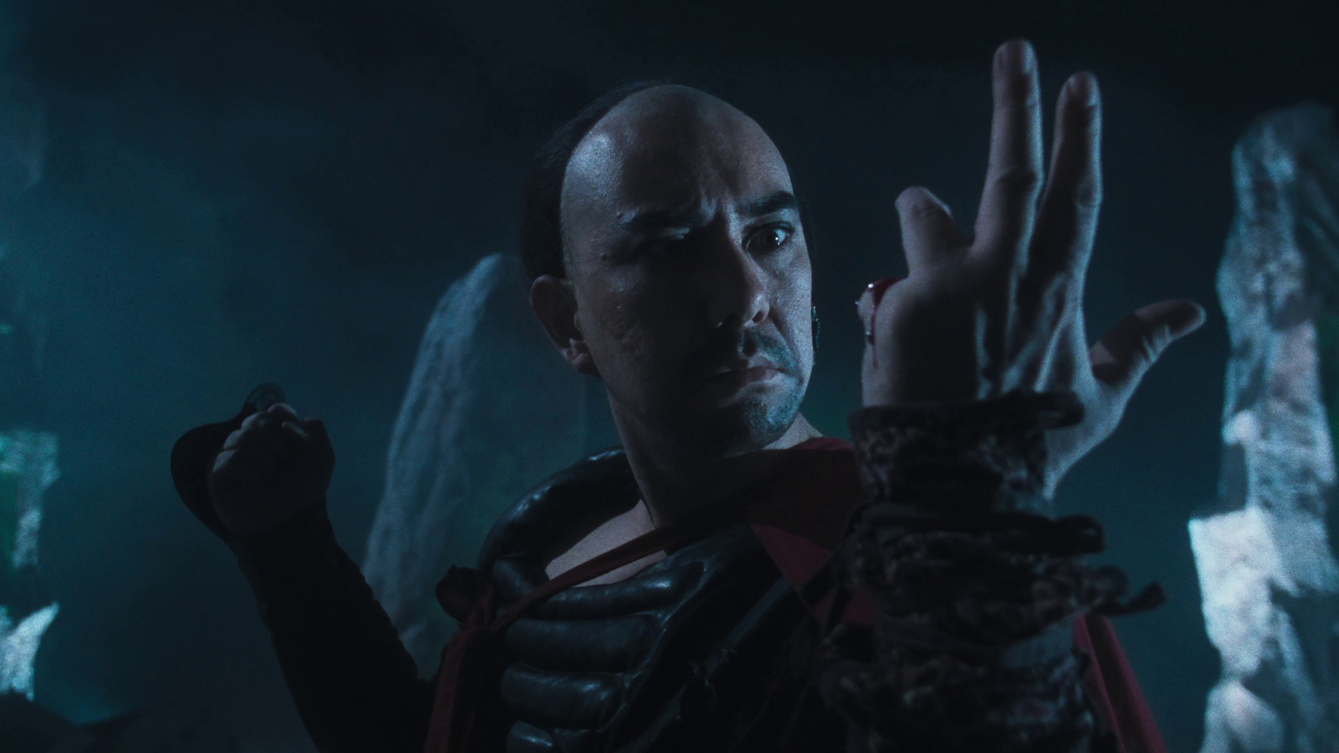 Screen capture from The Heroic Trio / Executioners