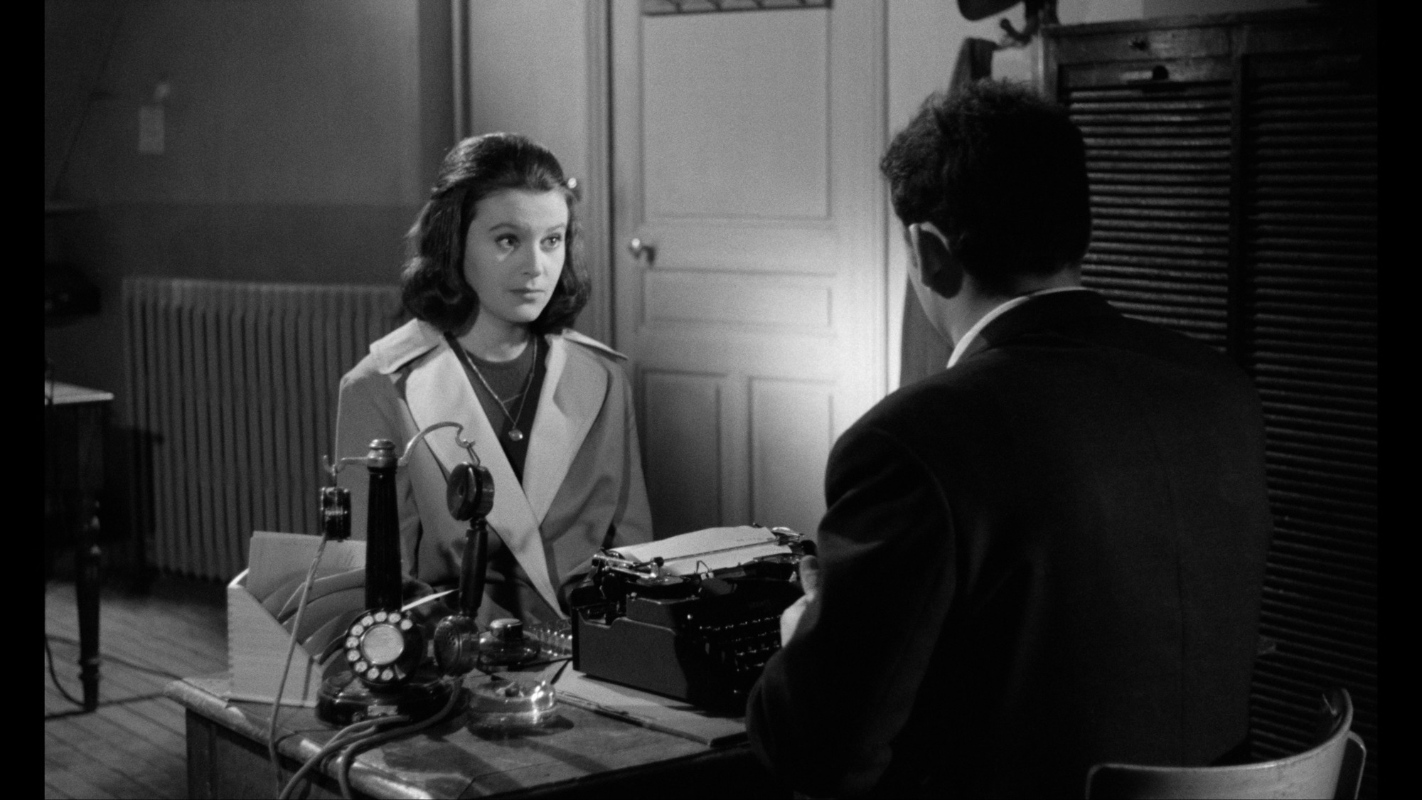 Screen capture from Eyes Without a Face
