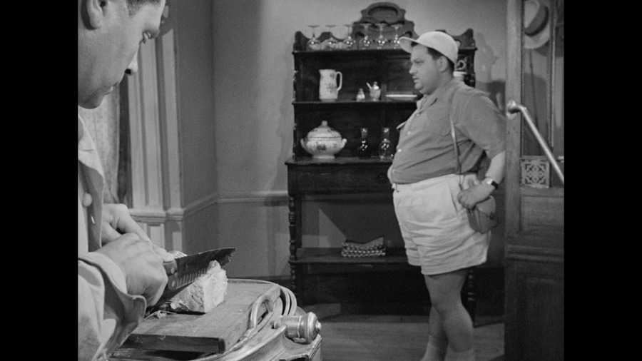 Screen capture from Monsieur Hulot's Holiday