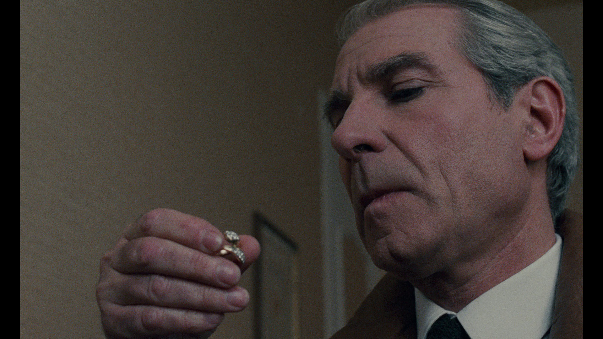 Screen capture from Cop Au Vin (Poulet au vinaigre)