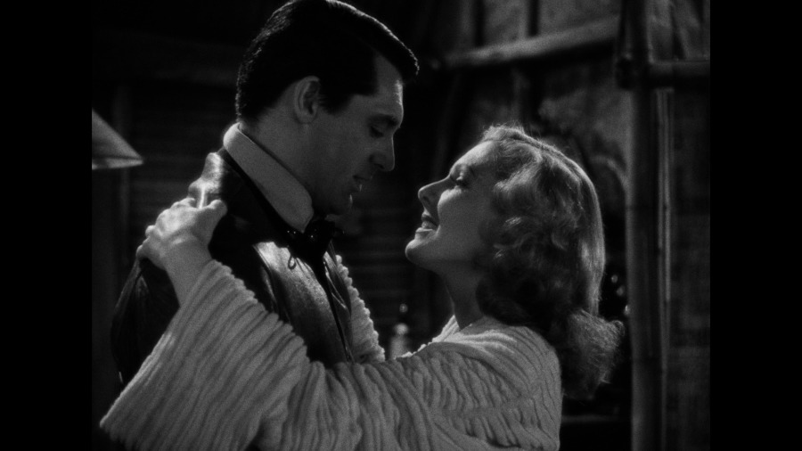 Screen capture from Only Angels Have Wings