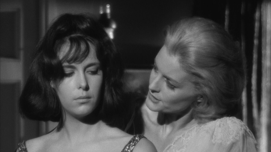 Screen capture from The Naked Kiss