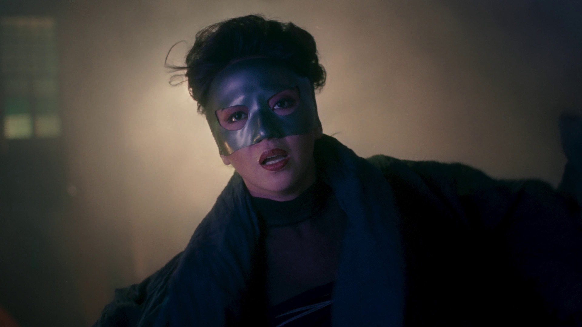 Screen capture from The Heroic Trio / Executioners