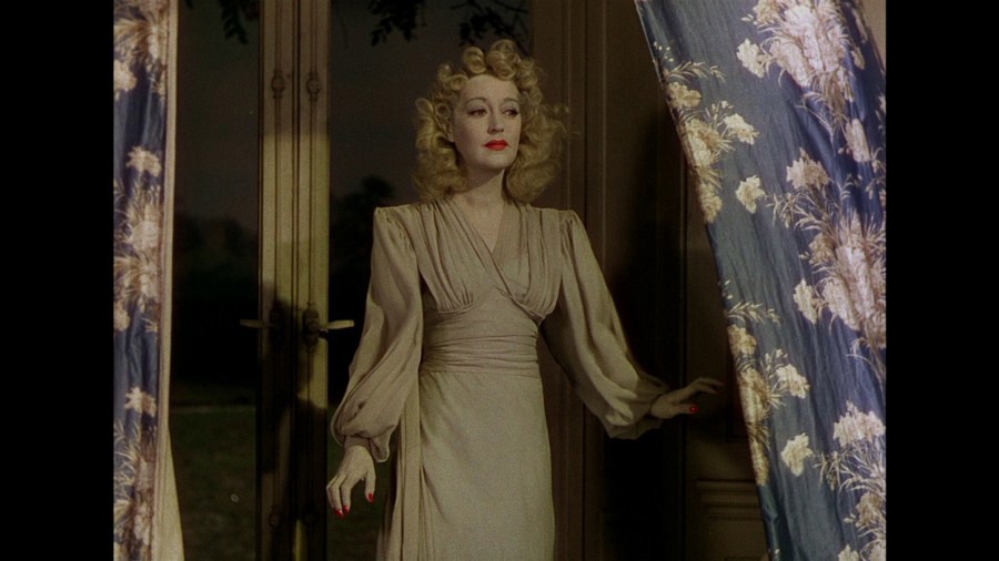 Screen capture from Blithe Spirit