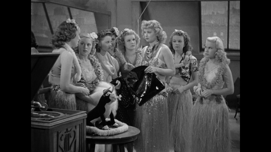 Screen capture from Dance, Girl, Dance