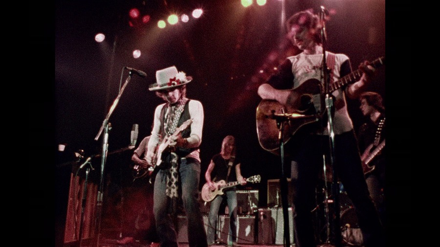 Screen capture from Rolling Thunder Revue: A Bob Dylan Story by Martin Scorsese