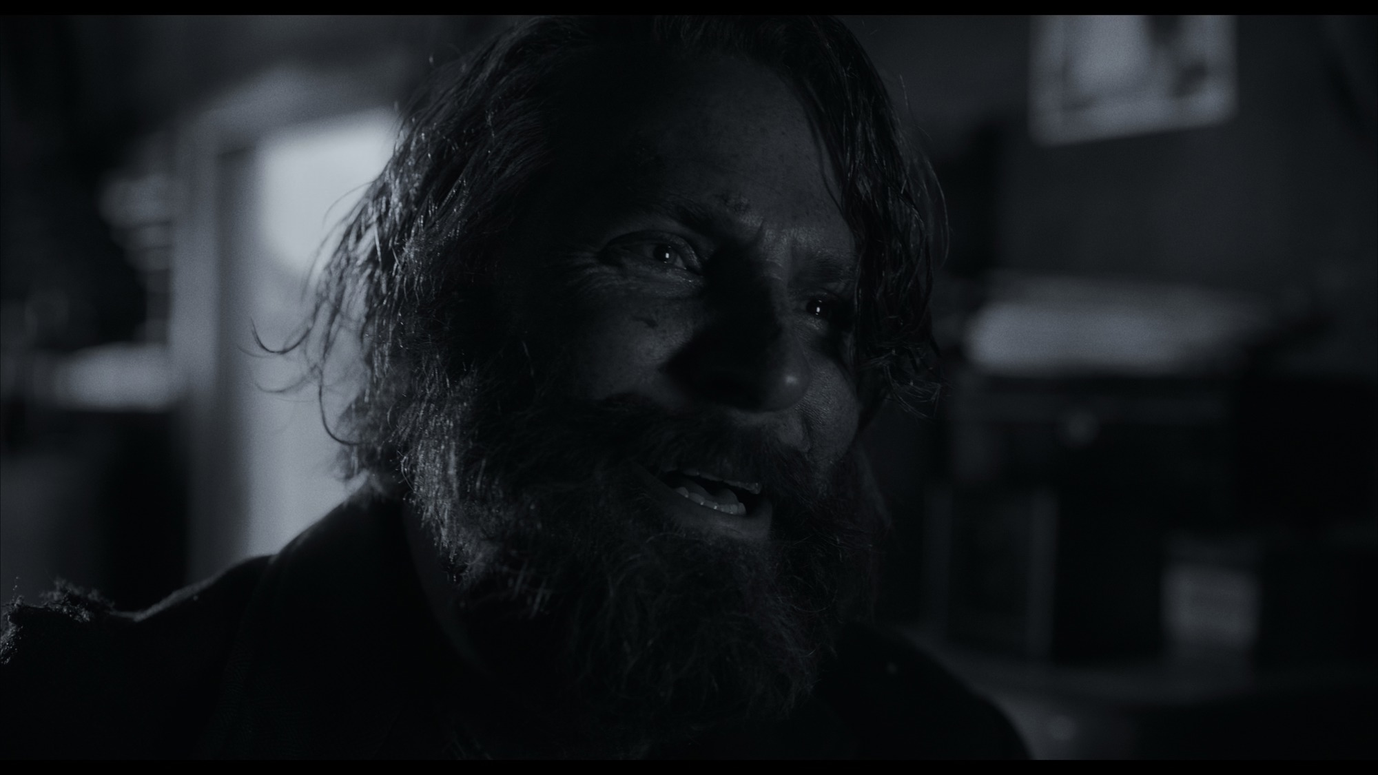 Screen capture from Nightmare Alley