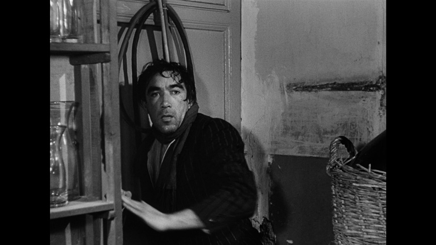 Screen capture from Essential Fellini