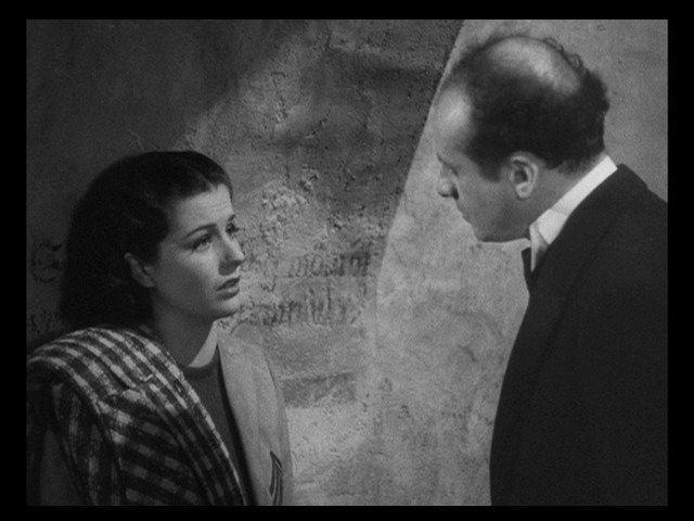 Screen capture from The Lady Vanishes
