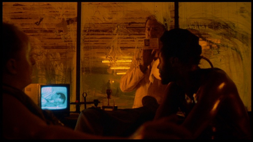 Screen capture from The Element of Crime