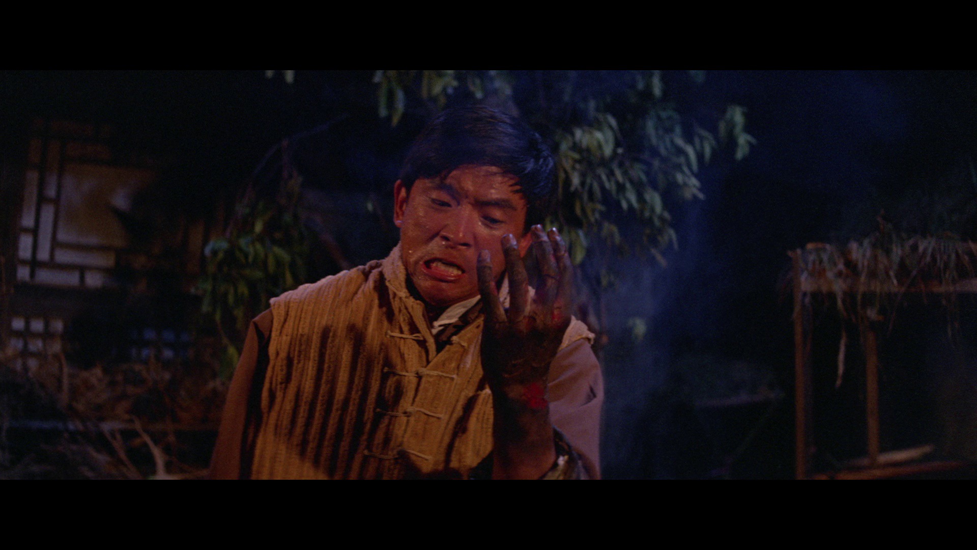 Screen capture from One-Armed Boxer