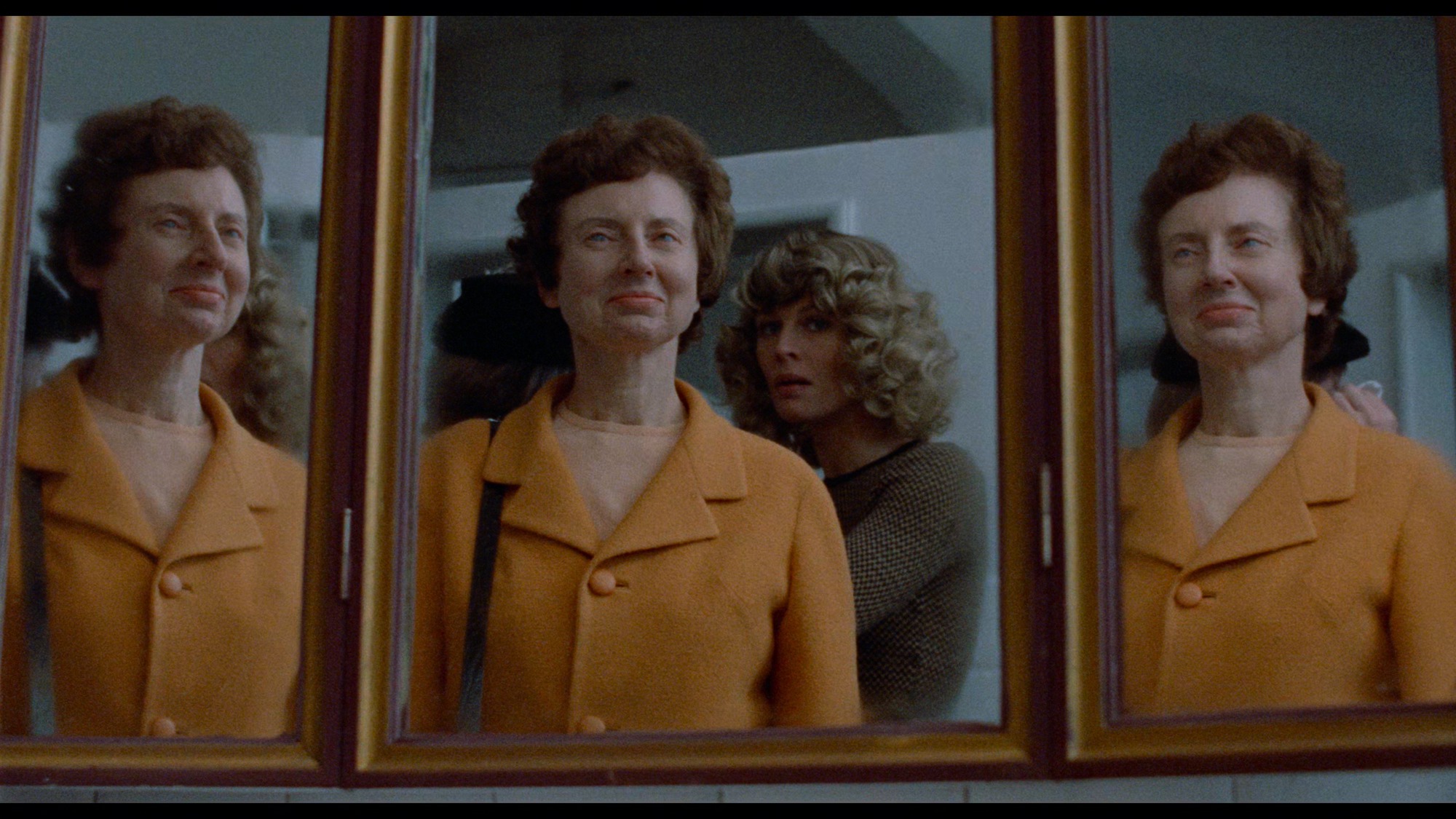 Screen capture from Don't Look Now