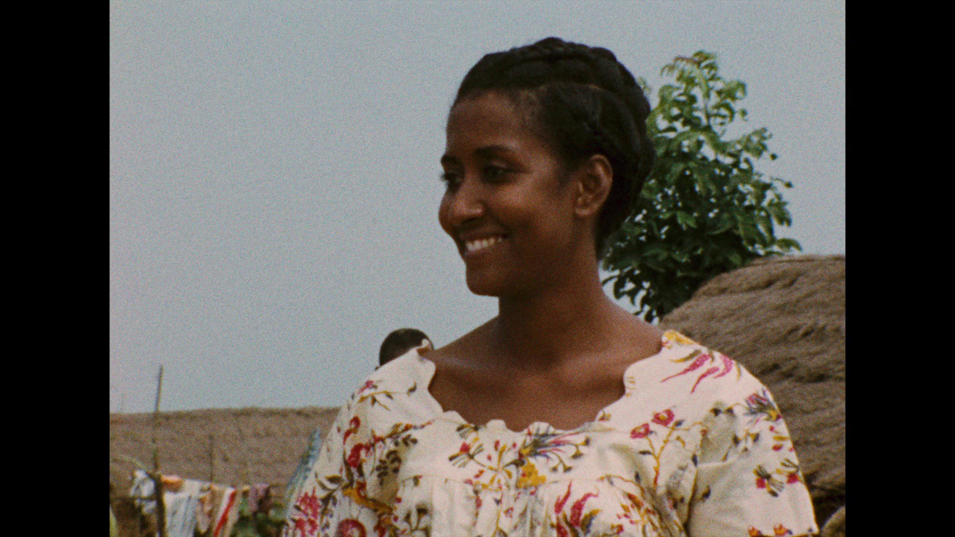 Screen capture from Sambizanga / Prisioneros de la tierra