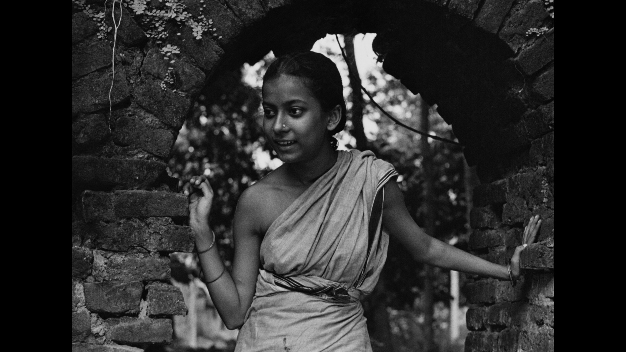 Screen capture from Pather Panchali
