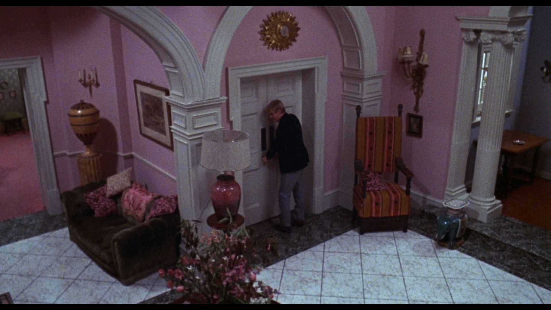 Screen capture from Scream and Scream Again